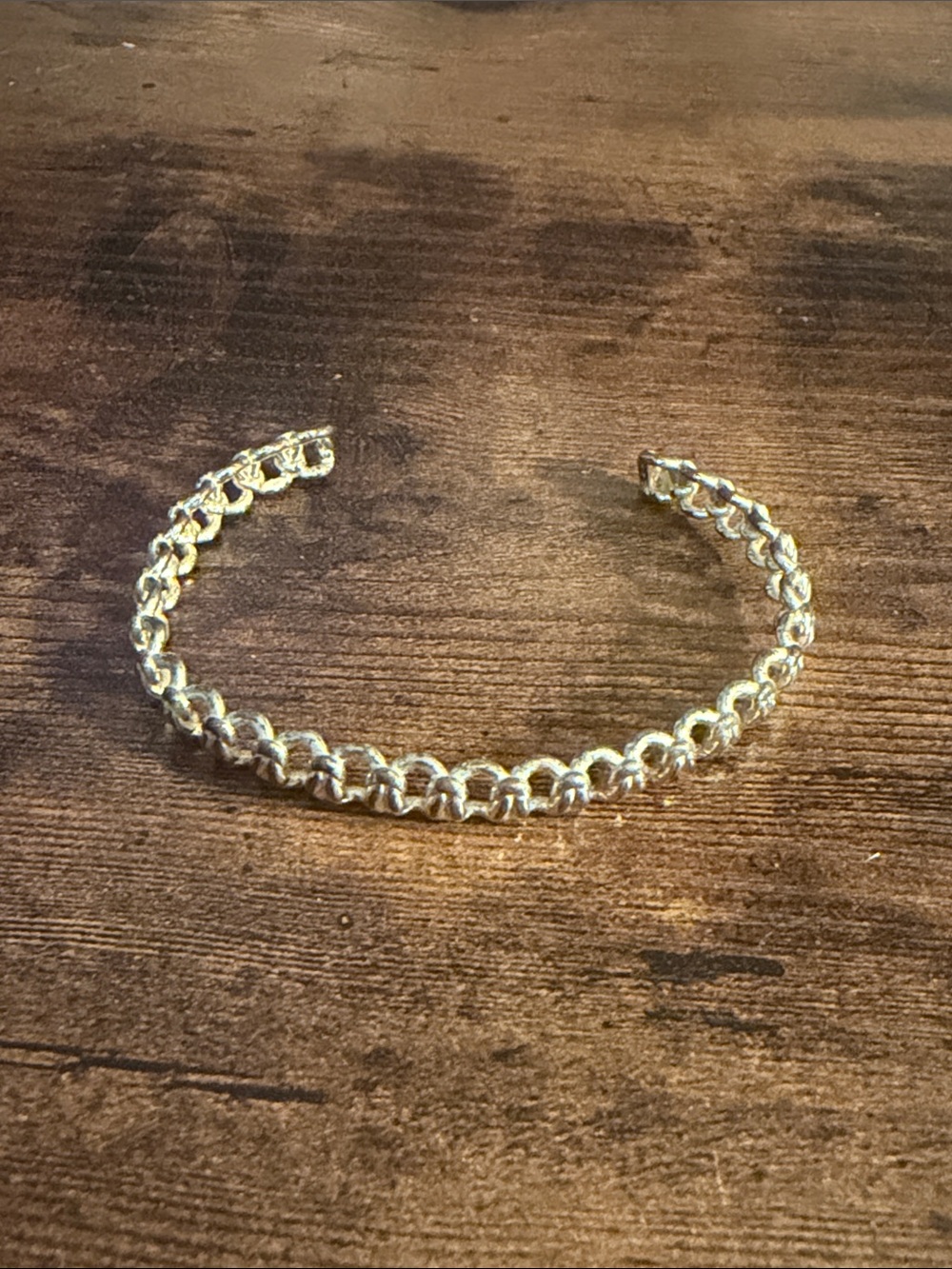 Source Unknown Bright Gold Linked Open Cuff Bracelet